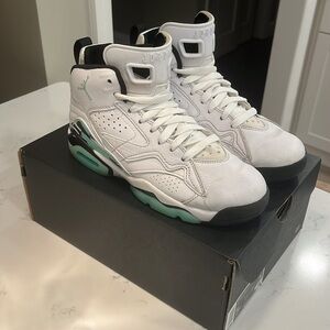 Jordan MVP Youth size 5